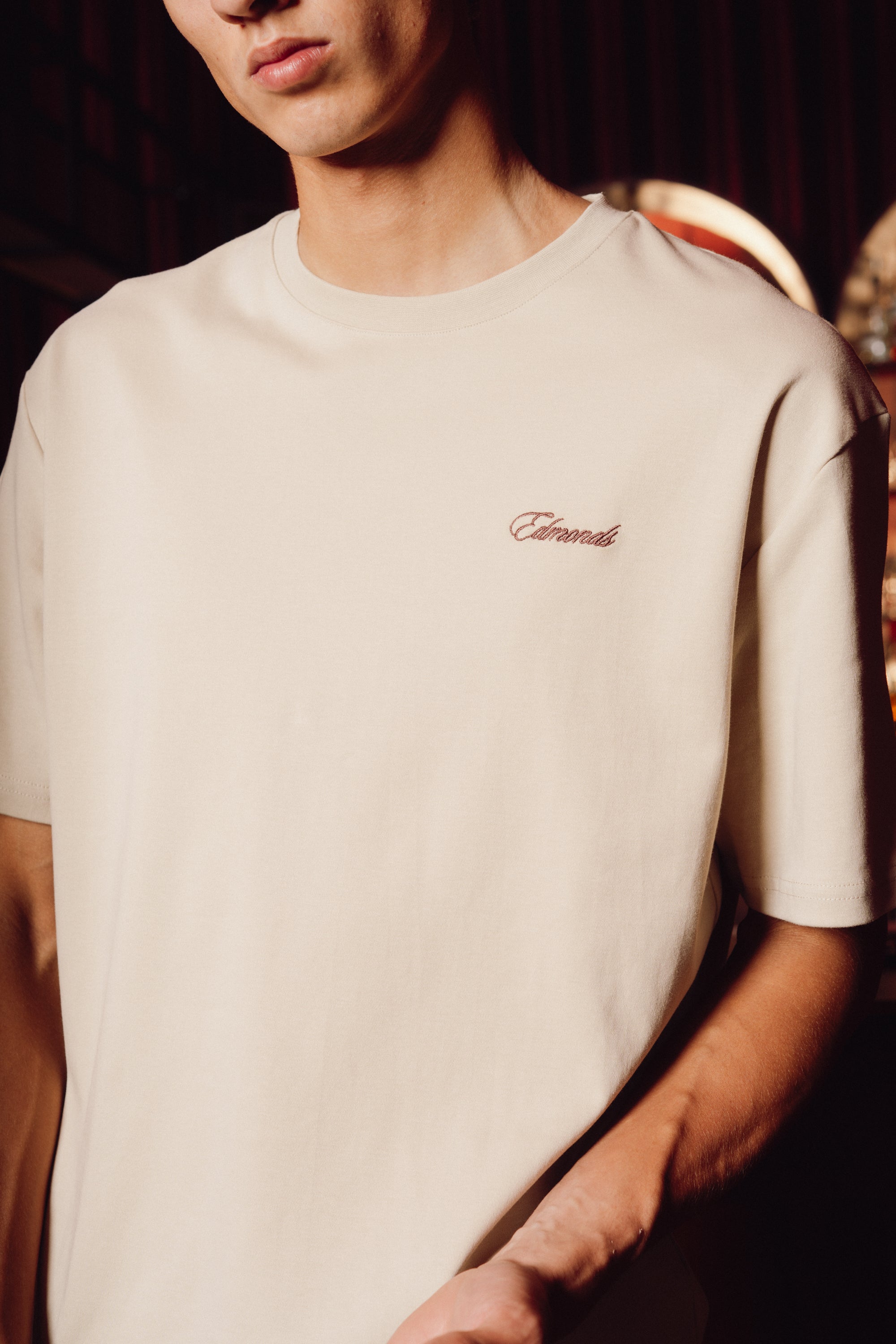 Le café bistro T-shirt - sand