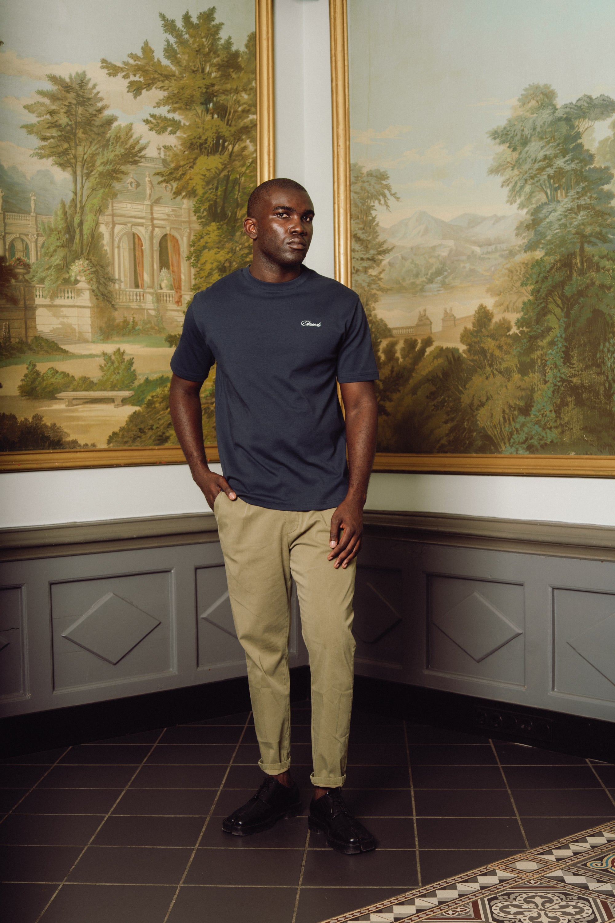 Le Café T-shirt - Navy