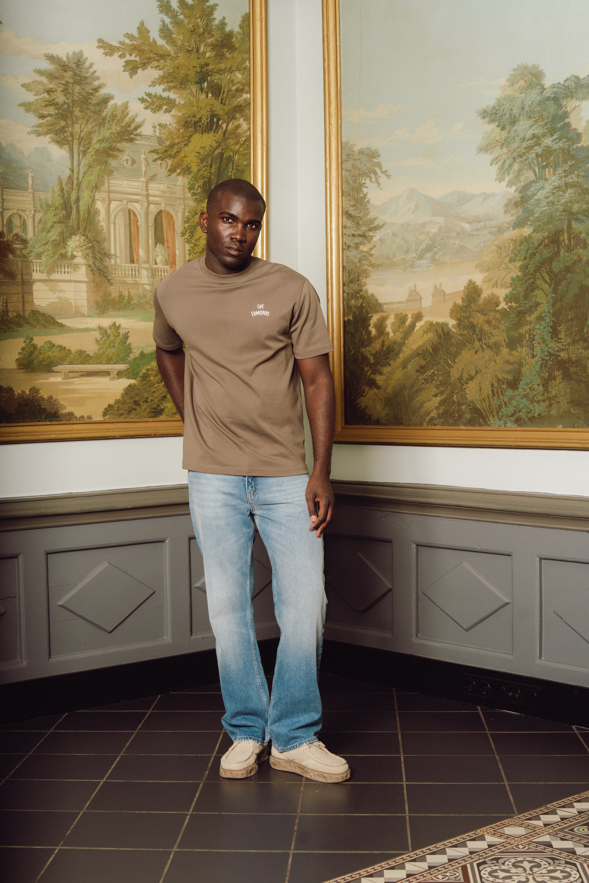 Café Edmonds T-shirt - Brown