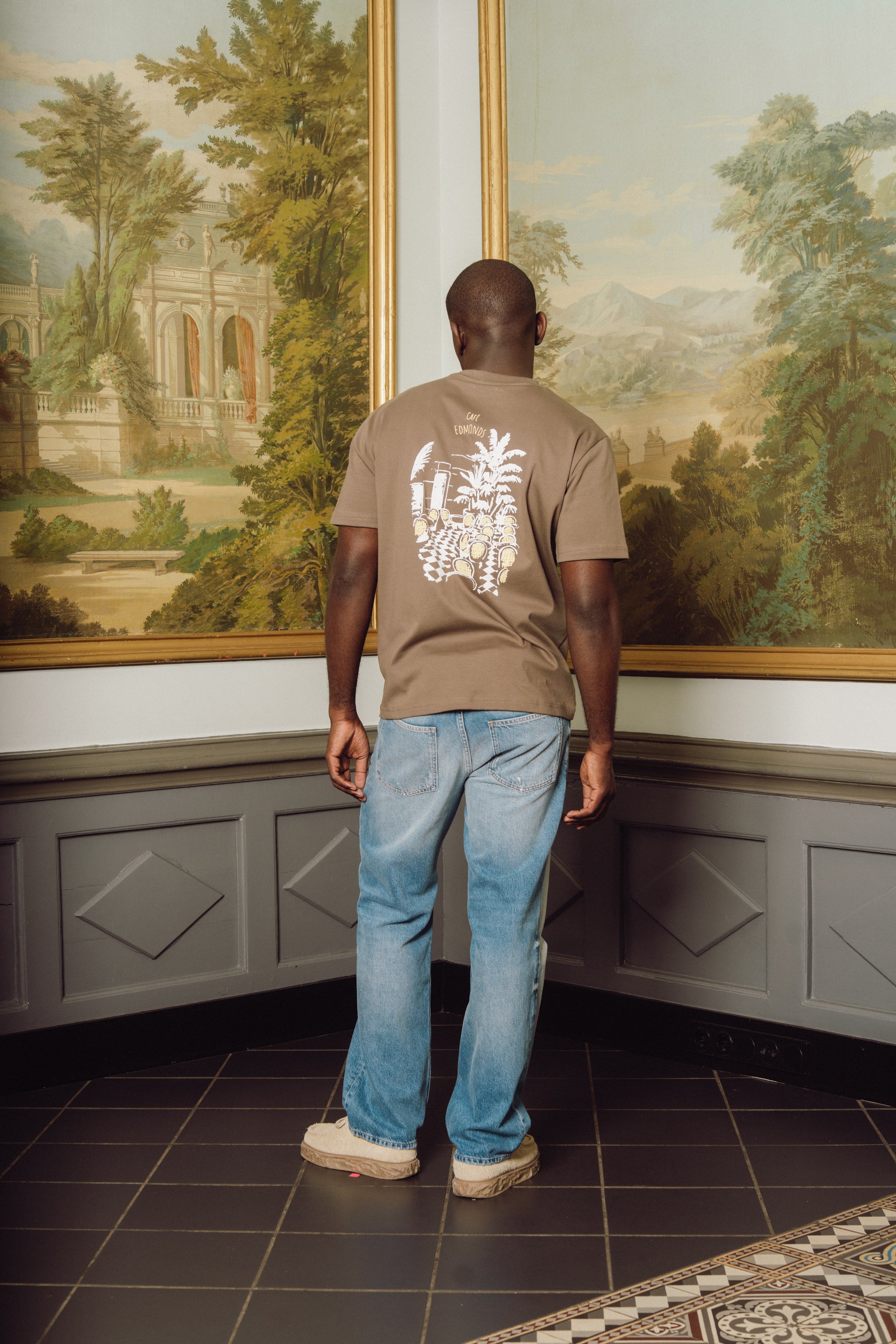 Café Edmonds T-shirt - Brown